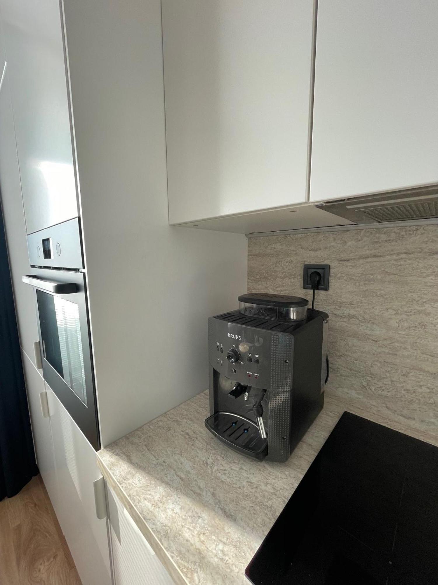 Apartman Petronela บราติสลาวา ภายนอก รูปภาพ